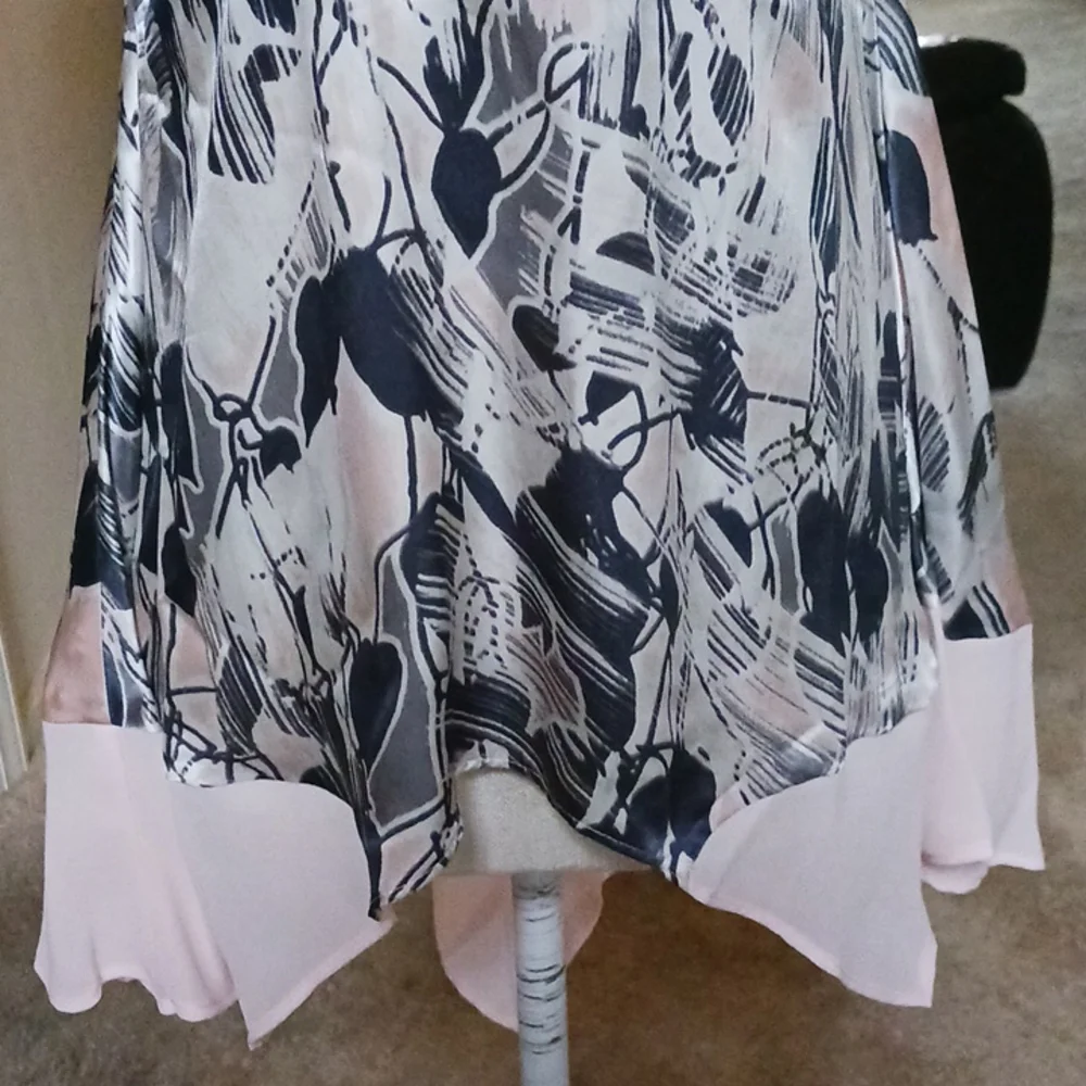 GLAM PRINTED SILK SLIP-STYLE CHEMISE TOP/ SEXY NIGHTY - Picture 3 of 9